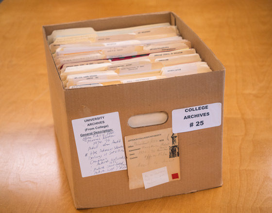 Editorial Archive Box