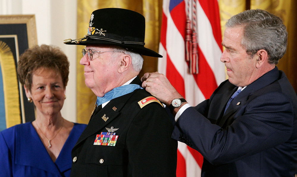 Crandall Receiving the Medal of Honor from President George W. Bush